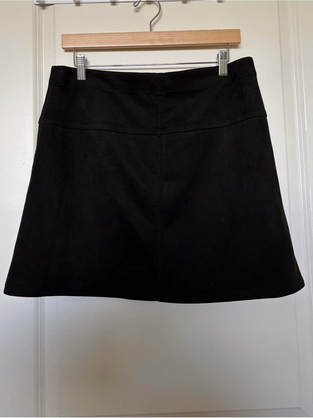 MAX STUDIO- Black A-Line Suede like Womens Mini Skirt